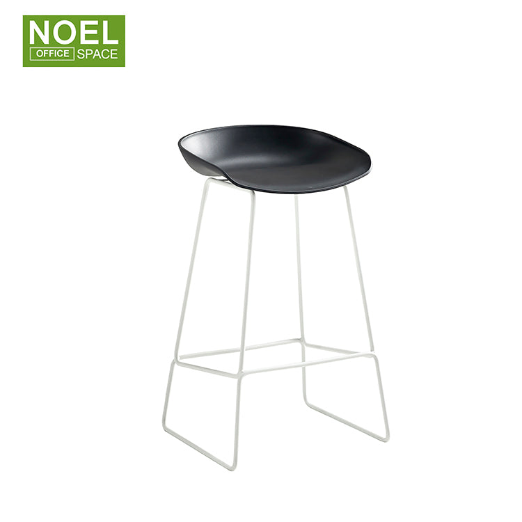 Neil-M, Modern European style high chair with metal legs pp seat bar chair